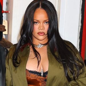 New York, NY ASAP Rocky a célébré la sortie de son très attendu album Don't Be Dumb lors d'une soirée animée à New York, en compagnie de sa compagne de longue date Rihanna.


Sur la photo : ASAP Rocky, Rihanna