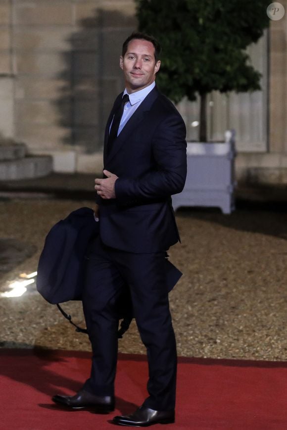 Thomas Pesquet arrive au dîner en l'honneur des chefs d'État et de gouvernement et des dirigeants d'organisations internationales participant au 6e Forum de Paris sur la paix, au palais de l'Élysée. © Stéphane Lemouton / Bestimage