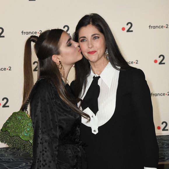 Cristiana Reali et Toscane Huster lors de la 31ème cérémonie des Molières 2019 aux Folies Bergère à Paris, France, le 13 mai 2019.

© Coadic Guirec/Bestimage