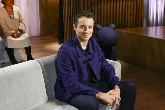Hugo Clément sur plateau de l'émission "Animalement Vôtre" présentée par B.Montiel et diffusée le 1er février 2026 sur France 3, à Paris, France, le 3 décembre 2025. © Jack Tribeca/Bestimage