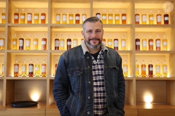 Les clients peuvent ainsi s'y délecter d'œufs mimosa, d'un parmentier de joue de bœuf ou encore d'une brioche perdue à des tarifs très abordables.

Le chef cuisinier Glenn Viel au théâtre de Cognac lors de la cérémonie de remise des prix du Guide Rouge Michelin 2022 à Cognac le 22 mars 2022. Jean-Marc Lhomer / Bestimage