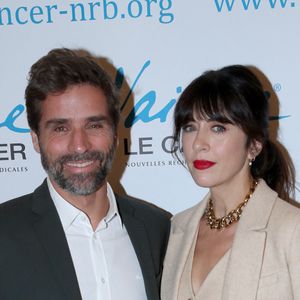 Actrice dans la mini-série policière Brocéliande, Nolwenn Leroy incarne une biologiste qui enquête sur la disparition de sa meilleure amie vingt ans plus tôt. 

Exclusif - Arnaud Clément et sa compagne Nolwenn Leroy - Dîner de Gala "Vaincre le cancer" au profit de la lutte contre les cancers dans les salons du Cercle de l’Union Interalliée à Paris. © Bertrand Rindoff / Bestimage