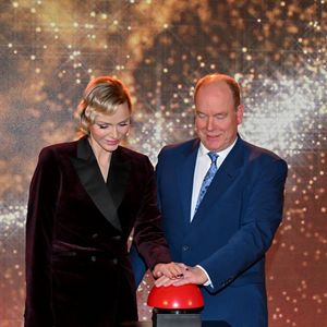 Jeudi 16 janvier 2025, le prince Albert II de Monaco et son épouse, la princesse Charlene ont célébré le 25ème anniversaire du Grimaldi Forum. 

Le prince Albert II de Monaco et la princesse Charlene ont célébré les 25 ans du Grimaldi Forum et inauguré l'extension de l'espace d'exposition accompagné par M. Pierre André Chiappori représentant le ministre d'Etat de la Principauté, M. Henri Fissore, le président du Grimaldi, et de Mme Sylvie Biancheri, la directrice générale, à Monaco le 16 janvier 2025 © Bruno Bebert/Bestimage
