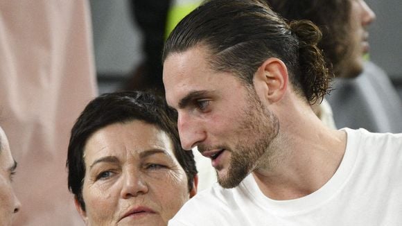 Accrochage entre la mère d'Adrien Rabiot et le clan Mbappé : Véronique donne sa version et met fin à certains mensonges