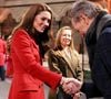 Une nouvelle apparition des plus remarquables !

Catherine (Kate) Middleton, princesse de Galles avec Richard E. Grant et Sophie Okonedo lors de la cérémonie de Noël à l'Abbaye de Westminster à Londres. © Alpha Press/Bestimage