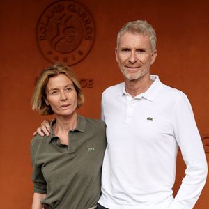 Denis Brogniart et sa femme Hortense - Les célébrités au village lors des Internationaux de France de tennis de Roland Garros 2024 à Paris (20 mai - 9 juin 2024), le 31 mai 2024. 
© Jacovides / Moreau / Bestimage
