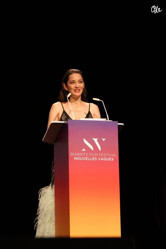 Marion Cotillard au Théâtre de la Gare du Midi lors de la Cérémonie d'ouverture du Festival international du film de Biarritz - Nouvelles Vagues 2026, le 23 juin 2026. © Jean-Marc Lhomer / Bestimage