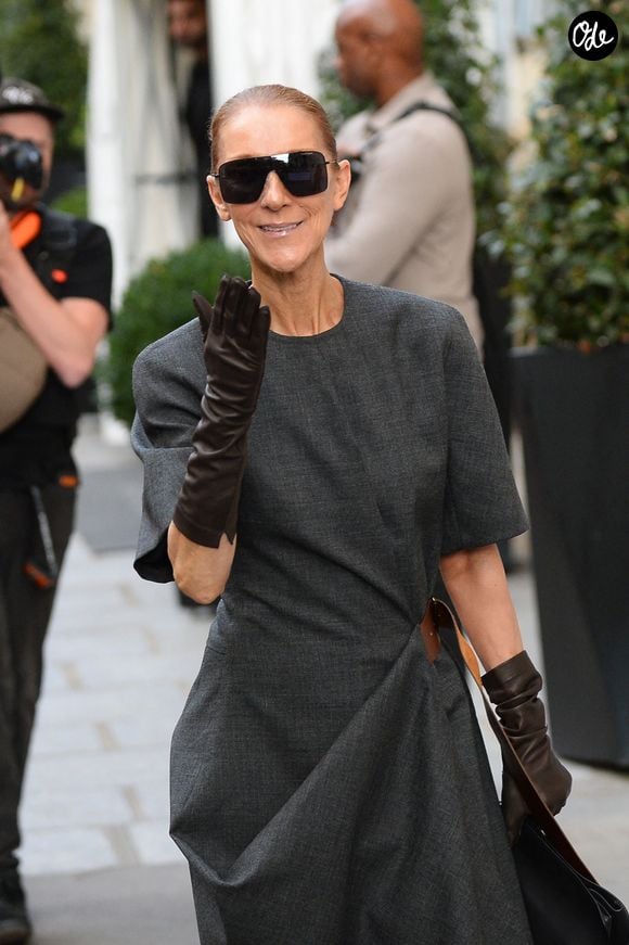 Céline Dion quitte le Royal Monceau pour se rendre aux répétitions de son concert parisien. Paris le 8 Septembre 2026. © Clement Prioli / Bestimage