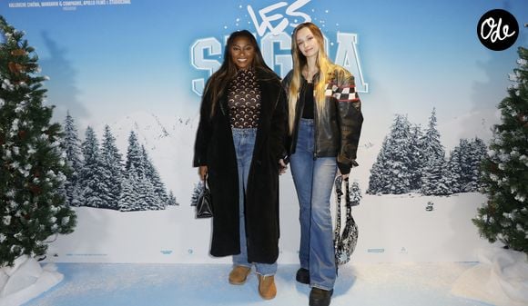 Fatou Guinea, Emma Smet à l'avant-première du film "Les SEGPA au ski" au cinéma Pathé Wepler à Paris le 18 décembre 2023.

© Marc Ausset-Lacroix/Bestimage | 00643700