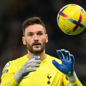 Hugo Lloris, de Tottenham Hotspur, lors du match contre Manchester City. . 05/02/2023 . Londres .Royaume-Uni. Crédit photo : Mark Pain/PA Images Contributor. Numéro de référence unique : 70898684