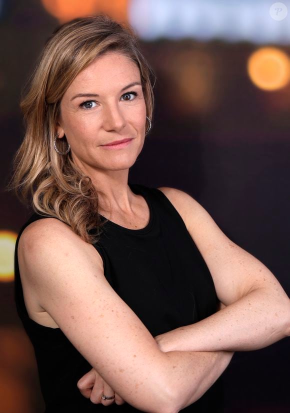 "Louise Ekland rejoint donc officiellement l'équipe de 'Télématin', alors que les prochains mois s'annoncent également très riches pour elle. 

Louise Ekland - Portrait - RDV people - Paris le 14 juin 2017