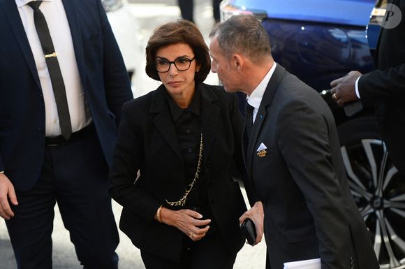 Ce moment a été une terrible épreuve pour la femme politique et sa famille.

Rachida Dati - Obsèques de Claudia Cardinale dans l'église Saint-Roch de Paris, France, le 30 septembre 2025. © Bestimage
