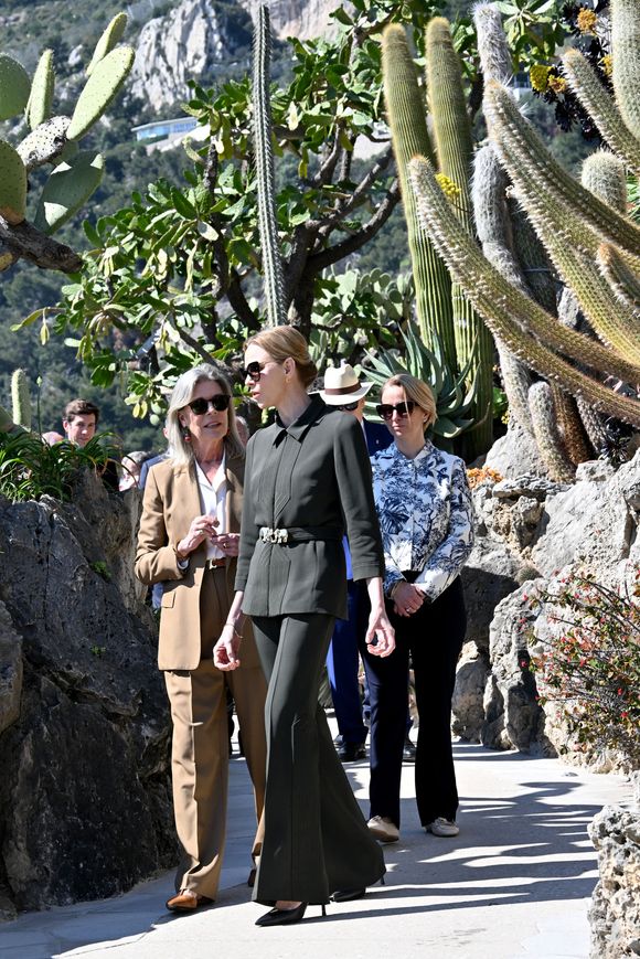 Le prince Albert II de Monaco, sa femme la princesse Charlene et la princesse Caroline de Hanovre ont pu découvrir les travaux d'aménagements réalisés pendant 5 ans au jardin exotique de Monaco avant son ouverture au public le 30 mars.© Bruno Bebert / Bestimage