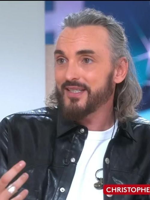 "Vous n’êtes pas digne d’exister" : Christophe Willem s’interroge sur les remarques reçues à l’adolescence