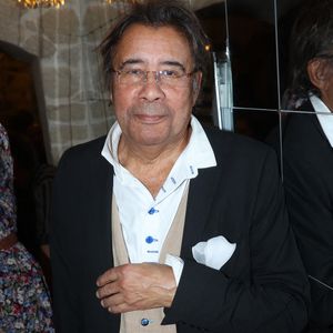 En 2015, le père et le fils ont eu la douleur de perdre leur chère Betty.

Laurent Voulzy participe à la soirée d'ouverture du club 'Le Flirt' le 07 novembre 2024 à Paris, France. Photo Jerome Domine/ABACAPRESS.COM