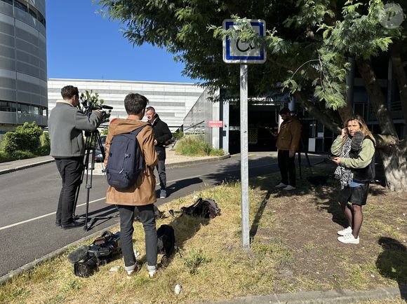 Exclusif - Illustration du CHU de Bordeaux ou le chanteur Kendji Girac est hospitalisé le 22 avril 2024. © Patrick Bernard/Bestimage