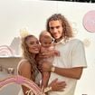 Mariage somptueux pour Mattéo Guendouzi, figure de l'OM, dans un décor à couper le souffle avec Maëlle, la mère de ses deux filles
