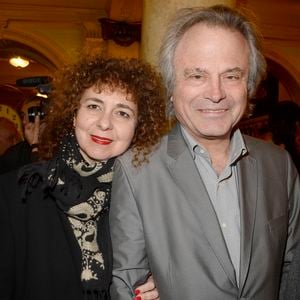 Franz Olivier Giesbert et sa compagne Valerie Toranian - Générale de la pièce "La porte à côté" au Théâtre Édouard VII à Paris, le 10 fevrier 2014.