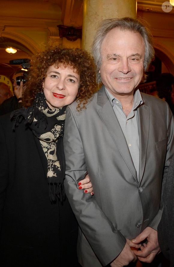 Franz Olivier Giesbert et sa compagne Valerie Toranian - Générale de la pièce "La porte à côté" au Théâtre Édouard VII à Paris, le 10 fevrier 2014.