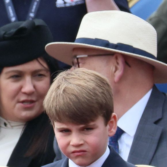Le prince Louis s'est vu offrir une opportunité inattendue.

Le prince Louis de Galles - La famille royale britannique assiste aux célébrations du 80ème anniversaire de la fin de la Seconde guerre mondiale (VE Day) à Londres le 5 mai 2025. Photo par ALPHA AGENCY / BESTIMAGE
