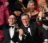 Un événement sous le signe du glamour et du cinéma qu'il ne fallait absolument pas manquer !

Stephen Colbert (C) tient l'Emmy de la meilleure émission de télévision pour "The Late Show with Stephen Colbert", dans les coulisses de la 77e cérémonie annuelle des Primetime Emmy Awards au Peacock Theater à Los Angeles. Photo par Chris Chew/UPI/ABACAPRESS.COM.