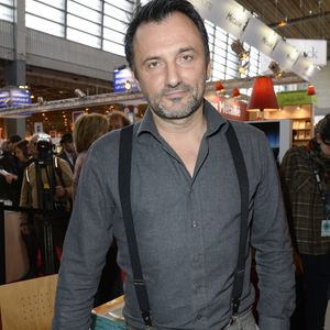 Frédéric Lopez lors du 34ème édition du Salon du Livre à Paris Porte de Versailles le 22 mars 2014. Crédit Coadic Guirec / Bestimage