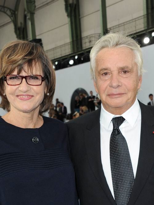 “Elle m'a façonné une nouvelle vie” : Michel Sardou évoque sa femme Anne-Marie Périer et tout ce qu'elle fait pour lui dans l'ombre
