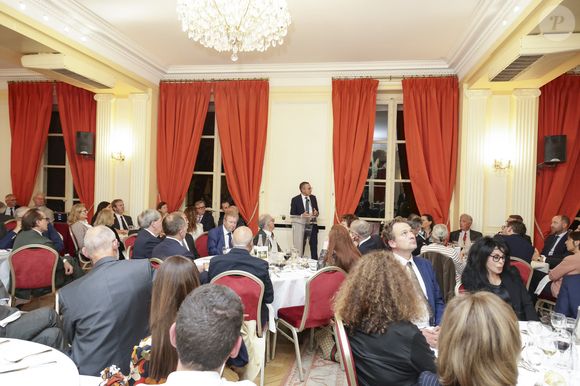 tels que le ministre de l'Intérieur Bruno Retailleau

Exclusif - Bruno Retailleau, Ministre d'État, ministre de l'Intérieur lors d'un dîner de la Revue des Deux Mondes à la Maison de l'Amérique Latine à Paris le 15 septembre 202
© Jack Tribeca / Bestimage