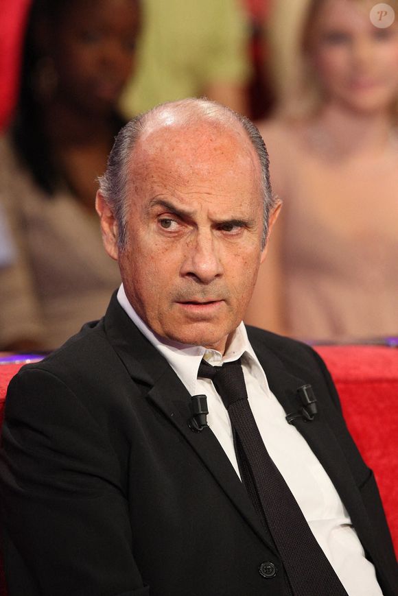 Guy Marchand lors de l'enregistrement de l'émission Vivement Dimanche a Paris, France, le 21 mai 2008. Photo Max Colin/ABACAPRESS.COM