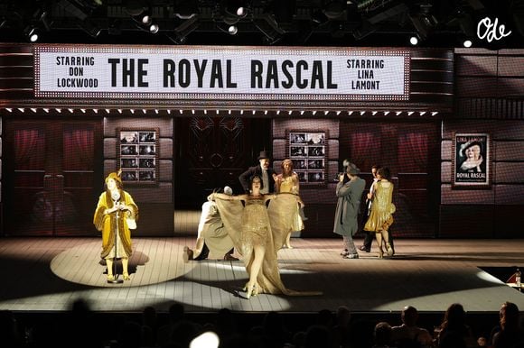 Les comédiens sur scène lors de la générale du spectacle musical "Singin' in the rain" au théâtre du Lido à Paris le 17 septembre 2026. © Coadic Guirec / Bestimage