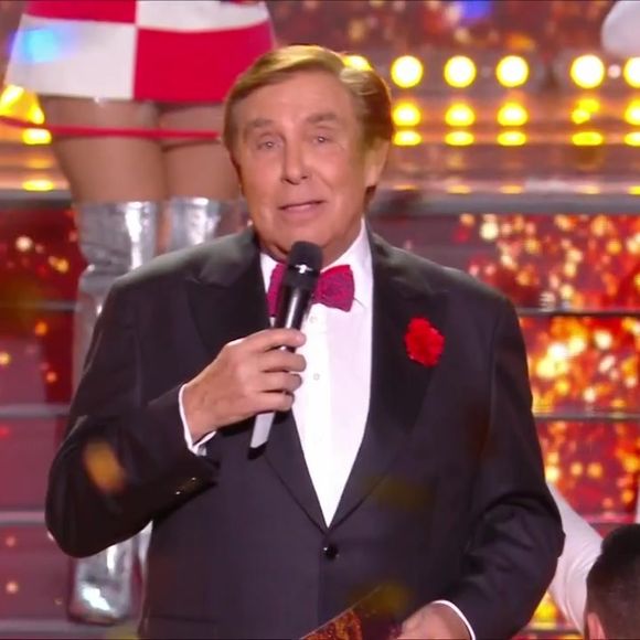 Et de clarifier pour le public et les téléspectateurs : "Palais des Congrès !" "Au Palais des Congrès évidemment ! 

Miss France 2025, sur TF1