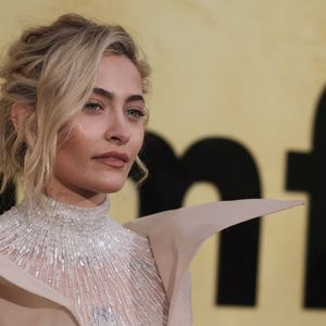 Paris Jackson au photocall du gala AmFar 2025 by Chopard à l'Hôtel du Cap-Eden-Roc à Antibes le 22 mai 2025.

© Moreau / Jacovides / Bestimage