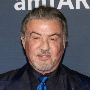 Invité dans 20h30 le dimanche, l’acteur s’est confié sur son ancienne consommation de stéroïdes.

Sylvester Stallone lors de l'événement amfAR Las Vegas au Wynn Las Vegas, le 22 novembre 2024, à Las Vegas, dans le Nevada. Photo : DeeCee Carter/MediaPunch/ABACAPRESS.COM