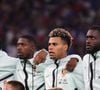 Cette grande maturité découle d'une éducation stricte axée sur la culture de l'effort et la discipline.

Ousmane DEMBÉLÉ (France) Désiré DOUÉ (France) Michael OLISE (France) Dayot UPAMECANO (France) - Les Bleus ont remporté leur dernier match de préparation contre l'Irlande du Nord (3-1) à Lille, grâce à un triplé de M. Olise le 8 juin 2026. © Laurent Sanson/PsnewZ/Bestimage