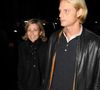 Ils ont 19 années d'écart

Claire Chazal et Arnaud Lemaire arrivent au défilé de la collection Haute-Couture printemps-été 2009 d'Armani au Palais de Chaillot, à Paris, France, le 26 janvier 2009. Photo  ABACAPRESS.COM