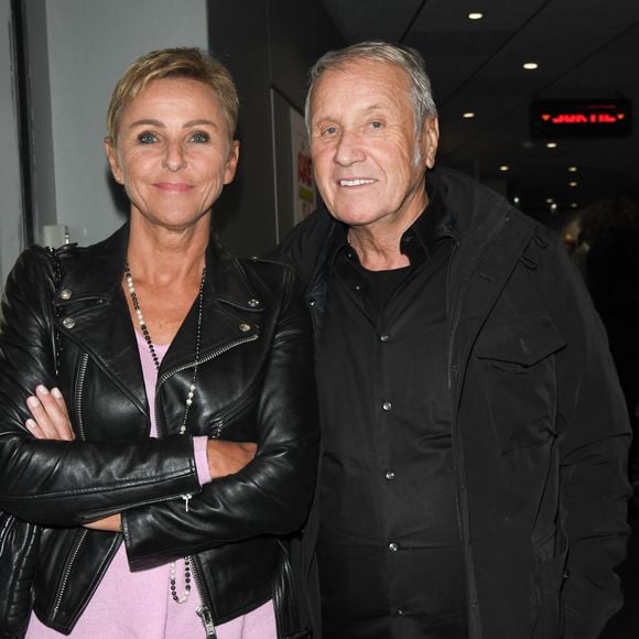 Il est décédé des suites d'un malaise cardiaque

Yves Renier et sa femme Karin - Générale du nouveau spectacle "Muriel Robin et Pof !" au Palais des Sports à Paris le 3 octobre 2019. © Coadic Guirec/Bestimage