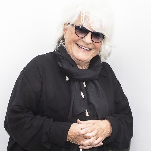 À 80 ans, Catherine Lara, l’une des voix emblématiques de la chanson française, a choisi de s’installer définitivement à Montainville, dans les Yvelines près de Thoiry

Catherine Lara - Enregistrement de l'émission "TPMP (Touche Pas à Mon Poste)", présentée par C.Hanouna et diffusée en direct sur C8 le 20 octobre
Photo par Jack Tribeca / Bestimage