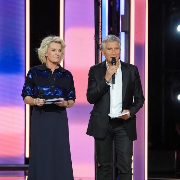 Sophie Davant, Nagui lors de la soirée de lancement de la 39ème édition du Téléthon sur France 3 aux Studios du Lendit à Saint-Denis, France, le 5 décembre 2025. © Anne-Sophie Guebey/Bestimage