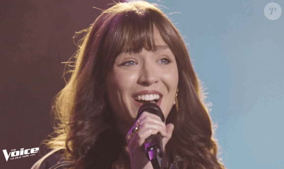 Coline Sicre, experte en yodel, allait repartir bredouille puisqu'aucun coach ne s'était retourné.

Coline Sicre "The Voice" 14 mars 2026 TF1