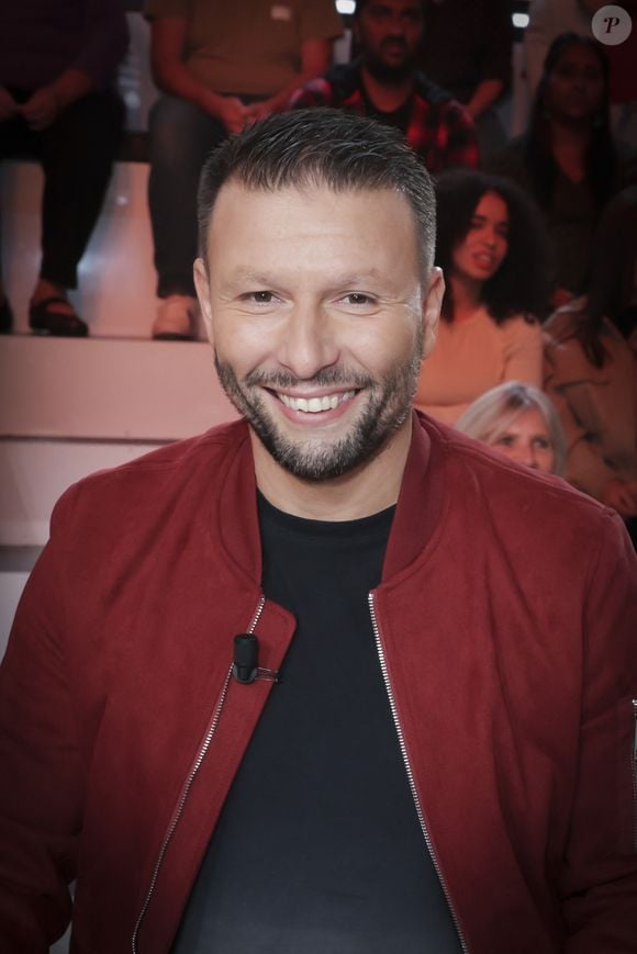 Exclusif - Raymond Aabou - Sur le plateau de l’émission "TPMP (Touche Pas à Mon Poste)" présentée en direct par C.Hanouna et diffusée sur C8 - © Jack Tribeca / Bestimage