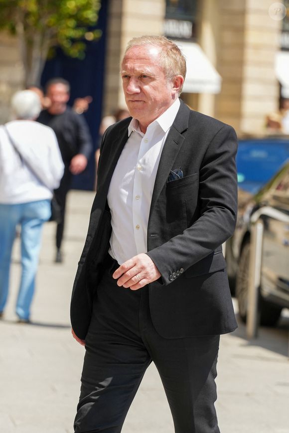 Francois-Henri Pinault - Personnalités à l'hôtel Ritz à Paris en marge des défilés de mode Haute Couture automne/hiver 2024/2025 le 25 juin 2024.

Photo : Lucia Sabatelli / Bestimage