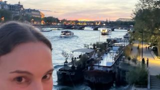 A quoi ressemble la vie de Natalie Portman à Paris ? L'actrice, qui attend un enfant avec un musicien français, partage des photos