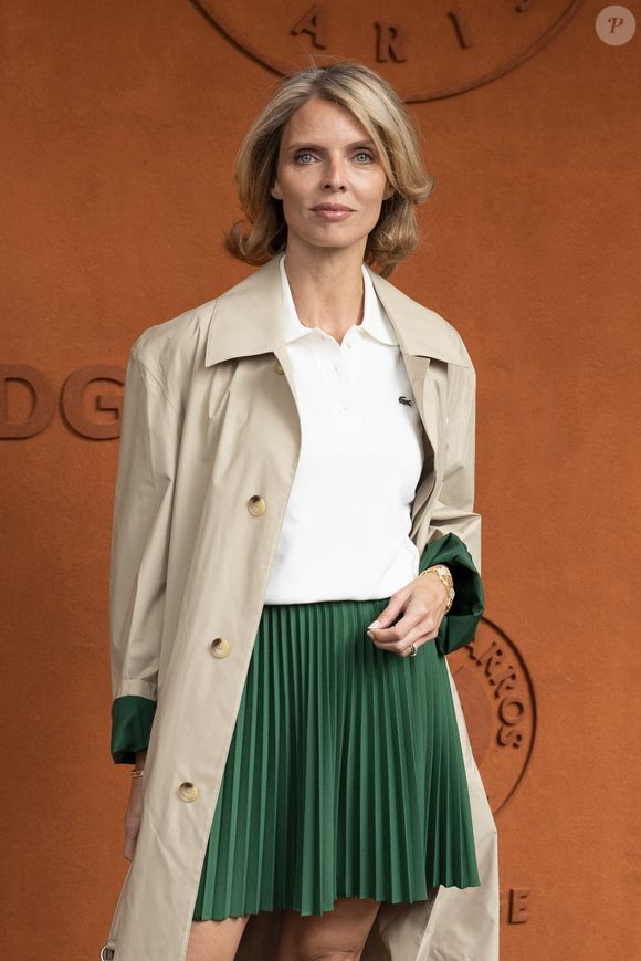 À plusieurs kilomètres de son domicile, Sylvie Tellier se retrouve sans transport.

Sylvie Tellier au village lors des Internationaux de France de Tennis de Roland Garros 2025, à Paris, France, le 5 Juin 2025. © Jacovides-Moreau/Bestimage