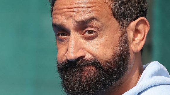 "J'étais vraiment une erreur de casting" : Fin de C8, un ancien chroniqueur franc sur Touche pas à mon poste