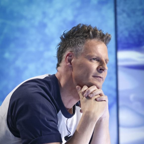 Exclusif - Matthieu Delormeau, sur le plateau de TBT9 présenté par C.Hanouna, et diffusé en direct sur W9, Paris, France, le 22 octobre 2025. © Jack Tribeca / Bestimage