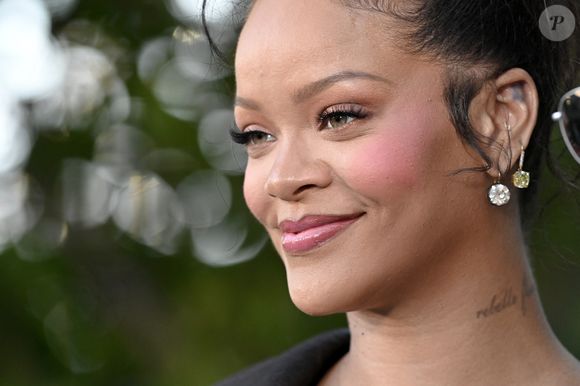 Le 13 juillet 2025, Rihanna a assisté à la première à Los Angeles du film “Les Schtroumpfs” produit par Paramount Pictures, aux studios Paramount à Los Angeles, Californie (réf. : 250713A1). GOFF INF / BESTIMAGE