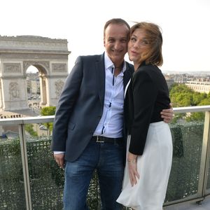 Exclusif - Emilie Dequenne (habillée en Paule Ka et en bijoux Van Cleef & Arpels et son mari Michel Ferracci posent lors du 4ème Champs-Elysées FIlm Festival à Paris le 9 juin 2015.