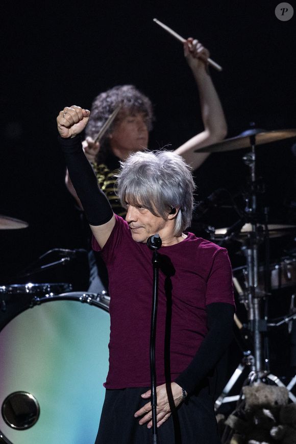 Exclusif - Le groupe Indochine reçoit un prix spécial aux Victoires de la Musique 2026 (41ème édition) pour sa tournée record de plus d'un million de spectateurs le 13 février 2026.

© Cyril Moreau / Bestimage