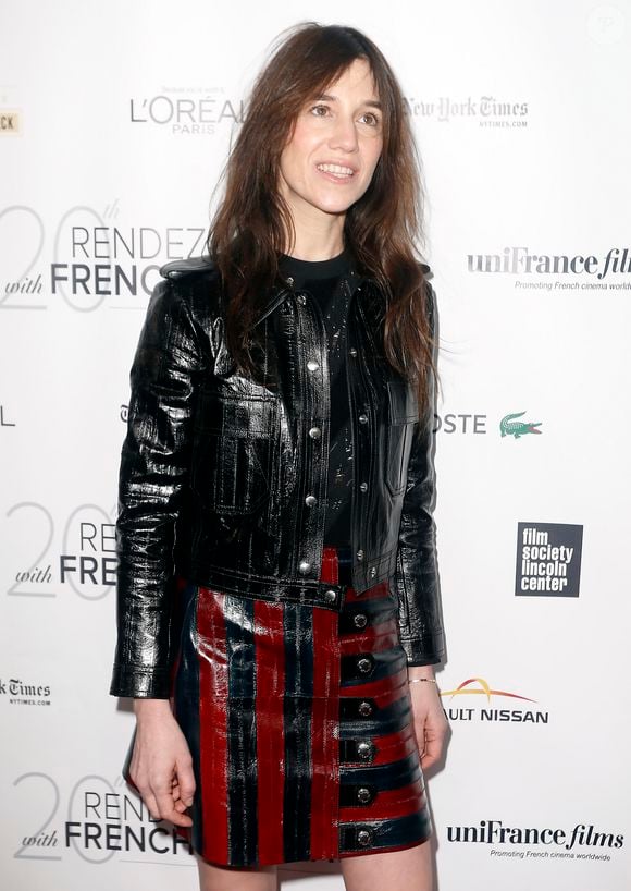 Il lui était devenu impossible de rester à Paris

Charlotte Gainsbourg - Première du film "3 Hearts" à New York dans le cadre du Festival du Film Français en partenariat avec Unifrance. Le 6 mars 2015
©Agence / Bestimage USA