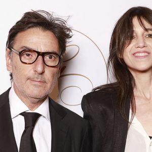 Charlotte Gainsbourg est une tête d'affiche du cinéma français

Yvan Attal, Charlotte Gainsbourg - Photocall de la 10ème édition du "Global Gift Gala 2022" au Four Seasons Hotel George V à Paris
© Christophe Aubert via Bestimage